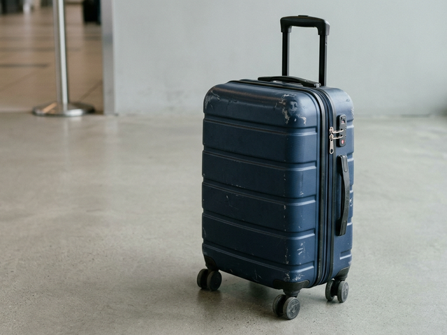 Lost: Missing Samsonite carry-on — Toronto